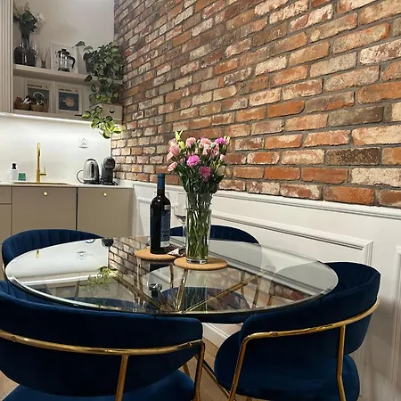 Przy Bulwarze Apartment *